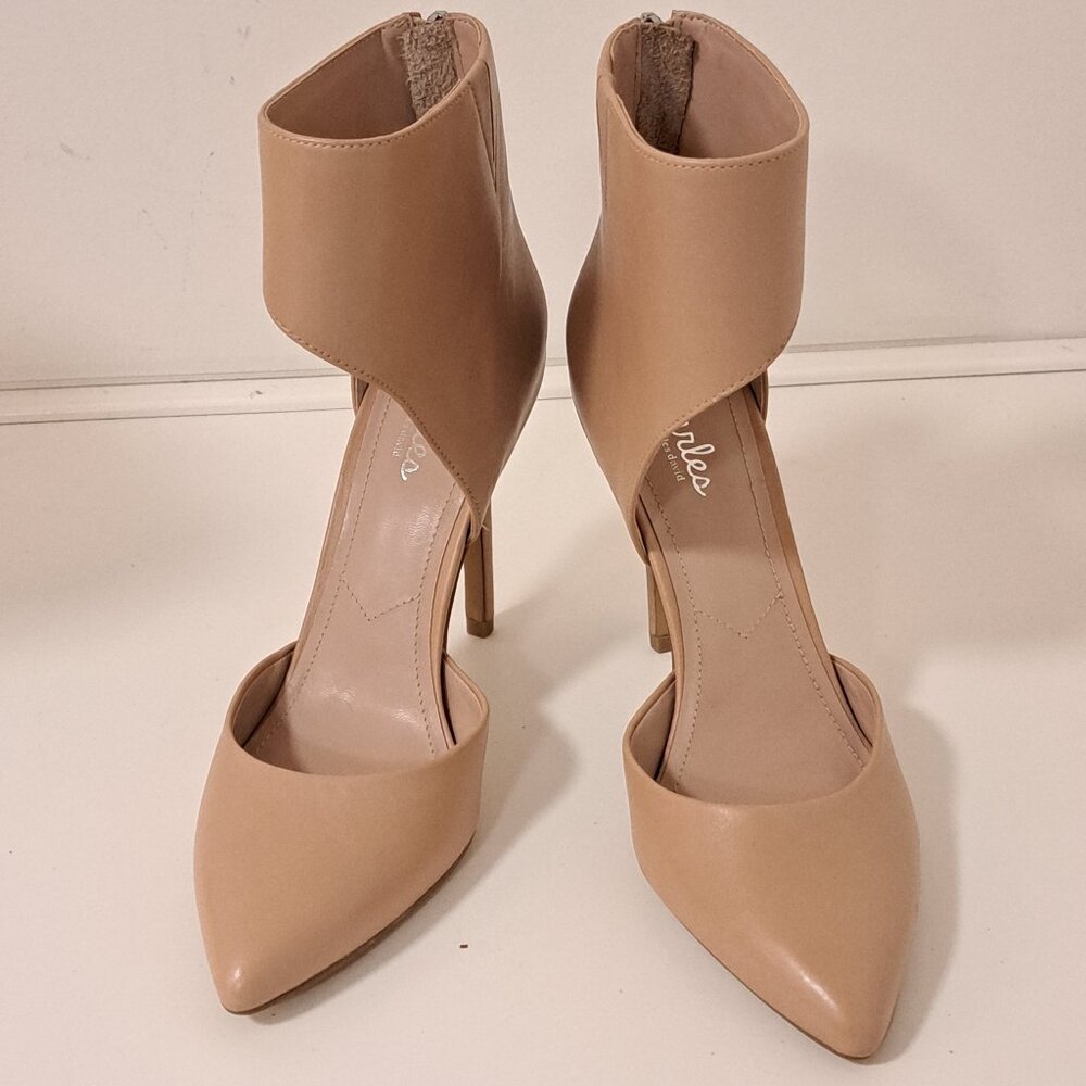 Charles David Proud D'Orsay Tan Pump Misses Size 7 1/2 Medium